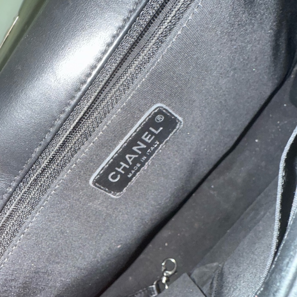 Chanel Black Quilted Crossbody Bag XL - Picture 11 of 16